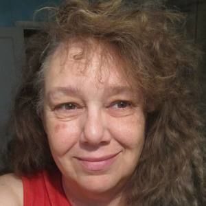 Meet your Posher, Letticia